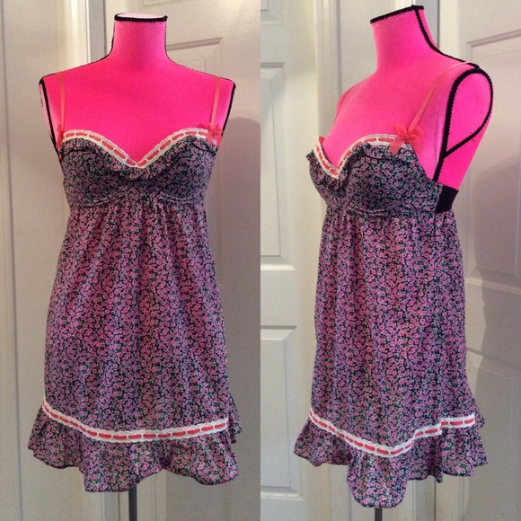 Victoria's Secret Dresses & Skirts - Heart Pink Victoria Secret floral dress